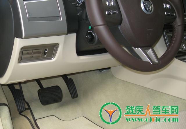 肯夫:左脚电子油门踏板