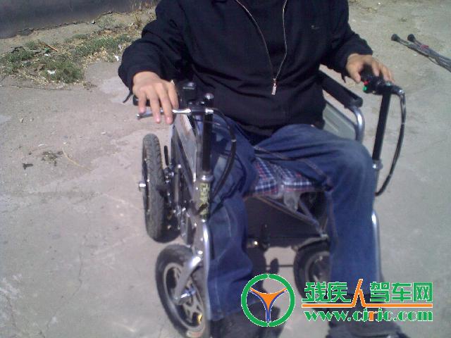 悍马:电动轮椅